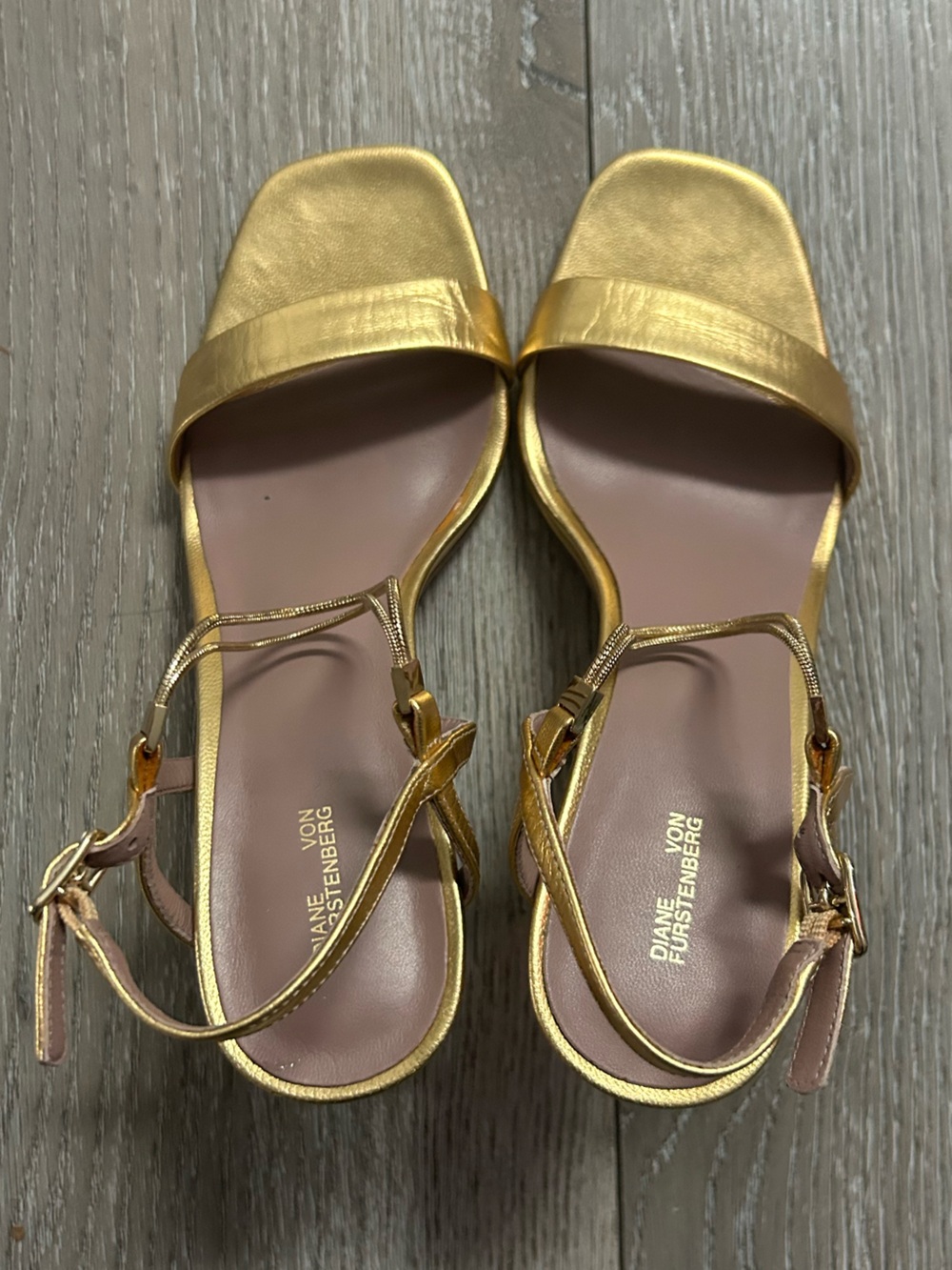 Vero Cuoio Diane Von Furstenberg Metallic Gold Square-Toe Ankle-Strap Heels